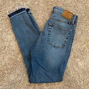 Lucky Brand Bridgette Skinnies